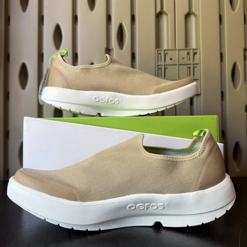 Oofos OOmg Eezee Men's Size 10 Slip On Recovery Sneakers Taupe Comfort Shoes